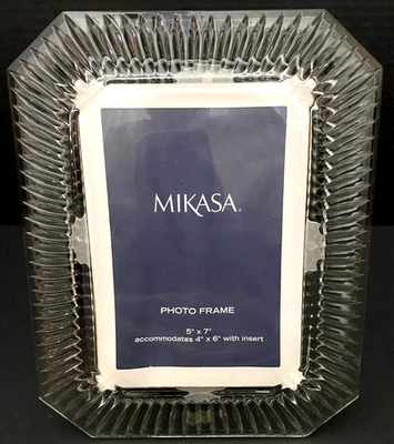 Mikasa Crystal Glass Photo Frame 5x7 Holds 4x6 with Insert Elegant Display - Image 1 of 4
