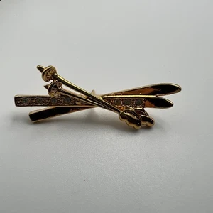 Vintage Avon Snow Ski Tie Tack Gold Tone Crystal Accent Pin - Picture 1 of 10