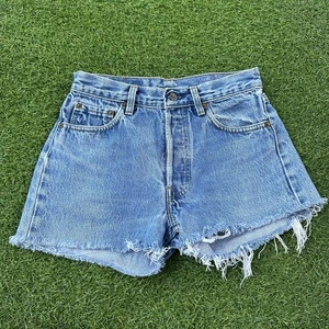 Vintage Levis Jeans Shorts Gr. 27 Cut Off Light Wash Cowgirl Western Rodeo - Bild 1 von 8