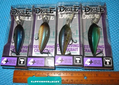 Lote de cuatro (4) señuelos labiales JACKALL DIGLE Winglet diferentes NUEVO Foto 1 de 4