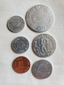 Konvolut 6 Spielzeug Spielgeld Münzen 1965 - 66 Uncle Sam - Bild 1 von 2