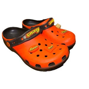 Hershey’s x Crocs Classic Clogs Reese’s Peanut Butter Cups Candy Schuhe Jugend 5 - Bild 1 von 10