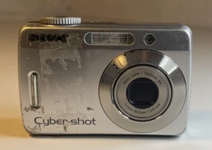 Sony Cyber-Shot DSC-S500 Silver 6.0 MegaPixel fotocamera digitale (SOLO PARTI) FUNZIONANTE - Foto 1 di 8