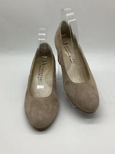 Eric Michael Women's Abby Heel Beige Suede Sz 6.5/7M - Picture 1 of 12