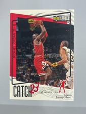 1997-98 Upper Deck Collector's Choice Michael Jordan Catch 23 192 HOF