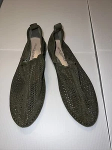Kelsi Dagger Brooklyn Royce Suede Slip On Sneakers Army Green Women's Shoes 7 - Picture 1 of 4