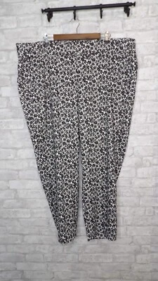 New Lane Bryant White Black Floral Pull On The Allie Skinny Ankle Pants Size 28 - Image 1 of 4