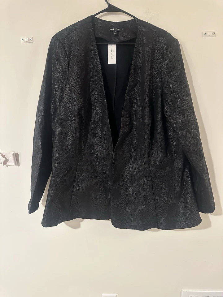 Lane Bryant Woman Snakeskin Black Blazer Size 28 - Image 1 of 4