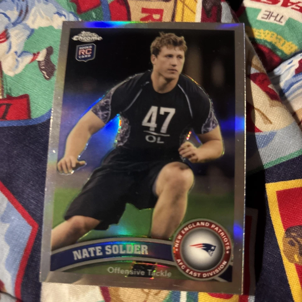 2011 Topps Chrome NATE SOLDER #215 Rookie RC Refractor New England Patriots  - Image 1 of 1