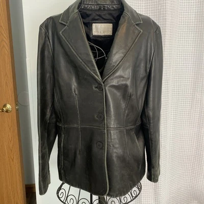 Distressed Nine West 女式皮革摩托车夹克,尺寸 L — 第 1/4 张图片