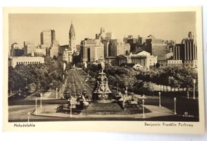 Vintage Philadelphia  Ben Franklin Parkway Picture Postcard Vintage Philly Rppc - Picture 1 of 2