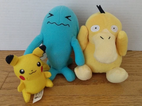 Lot of 3 Pokemon Psyduck Wobbuffet Pikachu Plush Stuffed Animals Pre-owned Cover