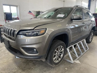 Used Front Left Seat Belt Front fits: 2019 Jeep Cherokee bucket driver retractor - Изображение 1 из 4