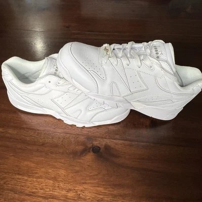 Diadora DX 8100 Unisex Cross Trainer  Size 8 / UK Size 5.5 / EU Size 39 - Image 1 of 4