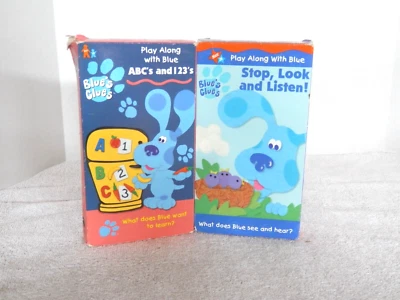 Lot of 2 Blues Clues VHS "Stop, Look, and Listen!" & "Play Along w/Blue" - Image 1 of 2