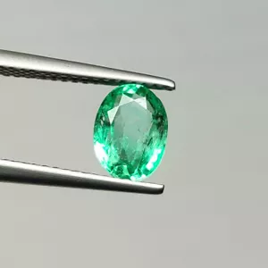 Zertifiziert 1,30 kt - natürlicher sambischer Smaragd perfekt glänzender Edelstein ovale Form -7287 - Bild 1 von 2