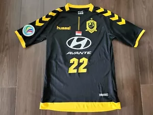 Camiseta Hummel Tampines Rovers FC usada y firmada, talla Euro XS, Elijah - Imagen 1 de 9