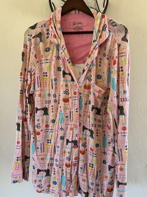 Nick & Nora Pajamas Womens Large Novelty Sewing Seamstress Pink Soft Modal Sleep - Image 1 of 4
