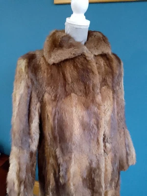 VINTAGE 1920s REAL FUR COAT 12 14 VELVET POCKETS LONG GENUINE BEAUTIFUL QUALITY - Image 1 of 4