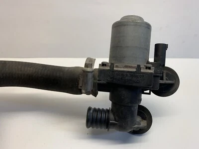 BMW E46 320i 323i 328i 2000-2005 refrigerante calentador válvula solenoide de agua OEM Foto 1 de 4