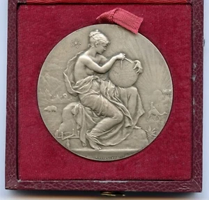 Medalla de Plata Touring Club de France de Dubois 50mm 67gr ¡Caja!!! - Imagen 1 de 6