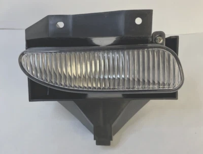1999-2004 Ford Mustang GT RH Passenger Side Fog Light OEM 116-03479R - Image 1 of 4