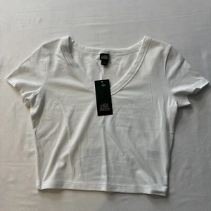 Wild Fable Crop Top S Girls Tee V-Neck Knit Short Sleeve White New W Tags || - Picture 1 of 8