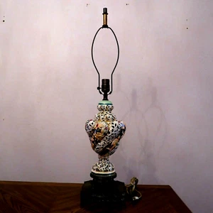 Vintage CAPODIMONTE Italy Pierced Porcelain Lamp w/Cherubs Design - Picture 1 of 4