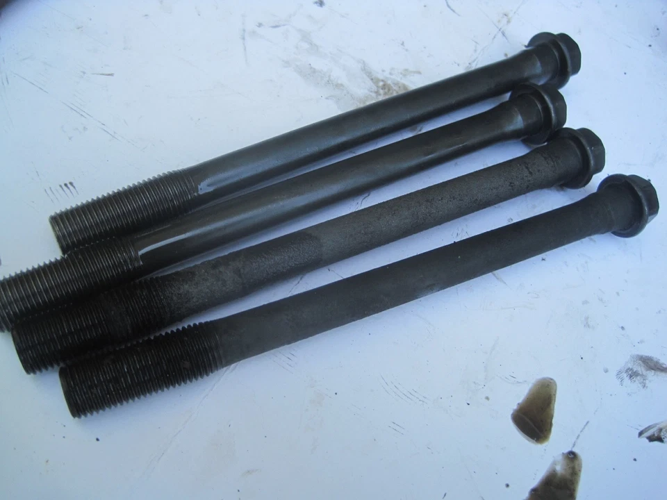 78-82 HONDA CX500C CX500 CX500D PERNO CULATA PERSONALIZADO DE LUJO X4 Foto 1 de 1