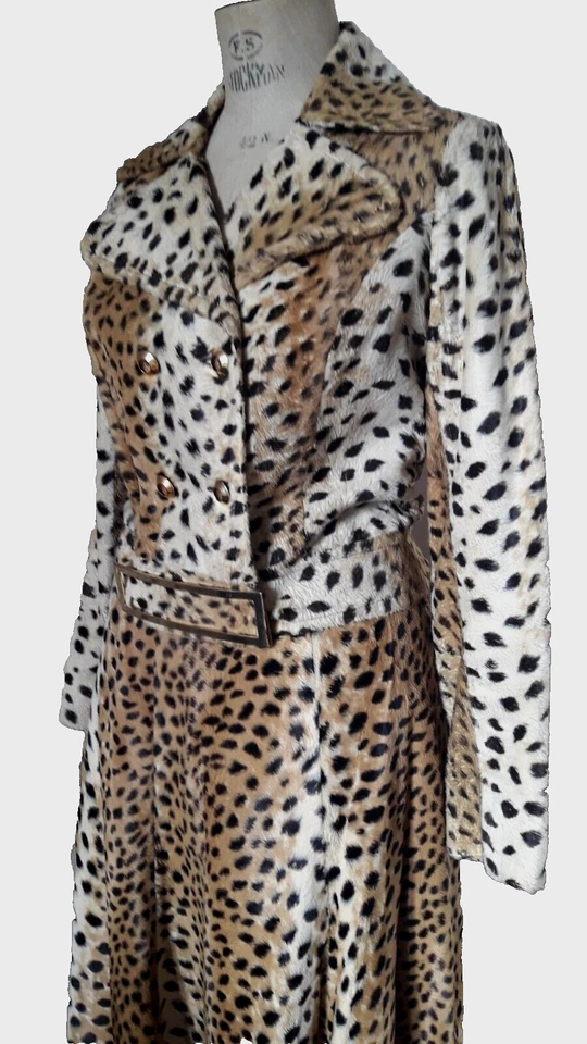 TAILLEUR jupe + blouson léopard fausse fourrure T42 VINTAGE 70 FAUX FUR SUIT L - Photo 1/4