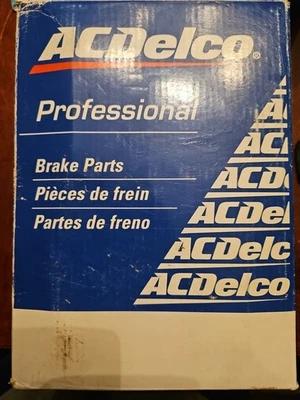 18M1492 AC Delco Brake Master Cylinder New for Chevy Suburban Ram Truck 1500 GMC - Image 1 of 4