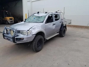 MITSUBISHI TRITON CALIPER LH FRONT, ML-MN, 2WD/4WD, SINGLE PISTON TYPE, 07/06-04 - Picture 1 of 12