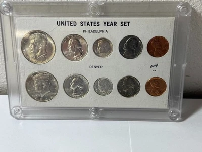 1964 YEAR SET U S SILVER UNCIRCULATED COINS P & D IN HOLDER - Image 1 of 3