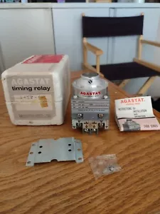 Agastat 2422-ON Time Delay Relay 24v DC, 150 Second Delay New Open Box - Picture 1 of 10