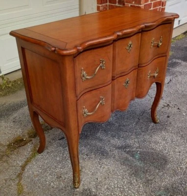 armario antiguo M-1502-416-LTCH Breteuil cofre en cerezo claro herencia francesa Foto 1 de 4