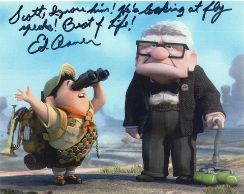 ED ASNER HAND SIGNED 8x10 PHOTO+COA      AMAZING POSE   CARL FROM UP    TO SCOTT Cover