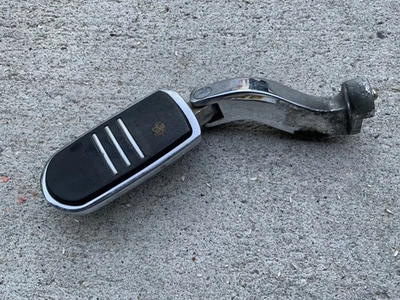 2006 Harley Davidson Road Glide FLTRX Rear Right Foot Passenger Peg Rest Bracket - Image 1 of 4