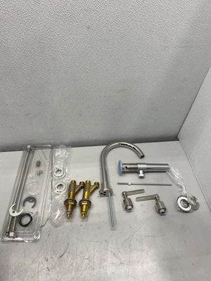 Torneira para pia de banheiro Rohl-A2208LMPN-2 - Imagem 1 de 4