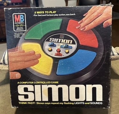 Juego electrónico vintage 1979 Simon Milton Bradley con caja - ¡Probado funciona! Foto 1 de 4