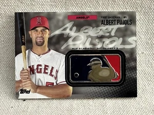 2015 Topps Albert Pujols MLB Batter Logo Pin Relic #MSBL-05 - Angels - NEAR MINT - Picture 1 of 4