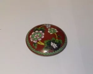 CHINESE CLOISONNE RED & GREEN ENAMEL FLOWER TRINKET JAR BOX - Picture 1 of 4