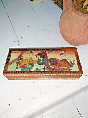 HAND PAINTED INDIAN MANGO WOOD TRINKET/JEWELLERY BOX -GLASS TOP- GIRL & DEER - Image 1 of 4