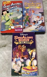 Vintage VHS Disneys Lieder mitsingen - 3 Stück Peter Pan Mulan Beauty Beast - Bild 1 von 6