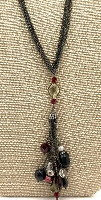 Collar Lia Sophia Flamenca Hematita Gota en Y con Perlas de Agua Dulce, Vidrio y Resina Foto 1 de 4