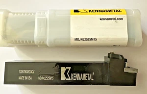 Kennametal MDJNL2525M15 Left Hand ISO Lathe Tool Holder - Picture 1 of 4