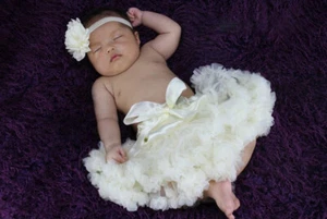 Ivory Newborn Tutu and Flower Headband Set Newborn Photo Props - Picture 1 of 2