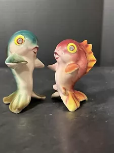 Vintage Lefton 043 Anthropomorphic Koi Gold Fish Salt and Pepper Shakers Gem Eye - Picture 1 of 11