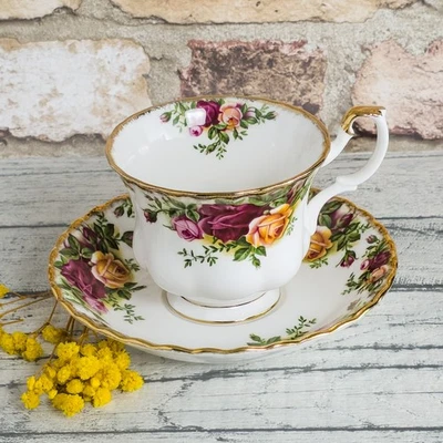 Royal Albert Old Country Roses Tea Cup and Saucer Bone China Vintage BRAND NEW - Image 1 of 4