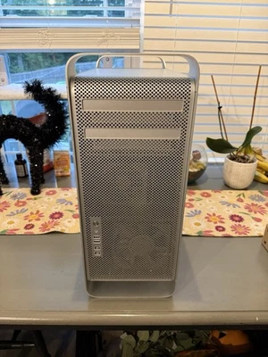 Apple Mac Pro 5,1 2012 3.2GHz 4-Core Intel CPU - 16GB Ram - 512GB SSD - 500GB HD - Image 1 of 4