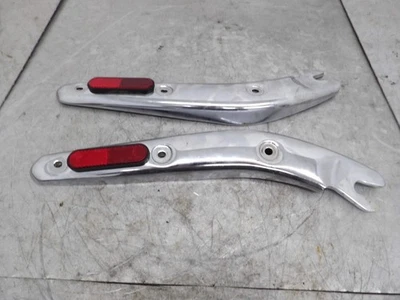 Triumph America 2009 guardabarros trasero cromado soporte puntales soportes T2305620 T2305621 Foto 1 de 4